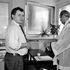 Stanisław Kaczyński: Bohater czy zdrajca? Kontrowersyjna biografia postaci