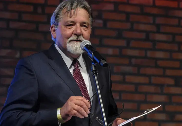 Jacek Tomaszewski: Kim jest tajemniczy imiennik? Biografia i życiorys