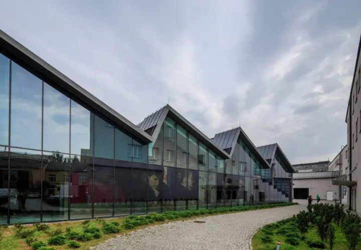 Muzeum sztuki współczesnej w Krakowie MOCAK - co warto wiedzieć?