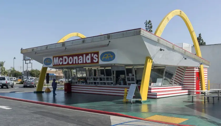 W którym roku powstał McDonald's? Odkryj jego fascynującą historię