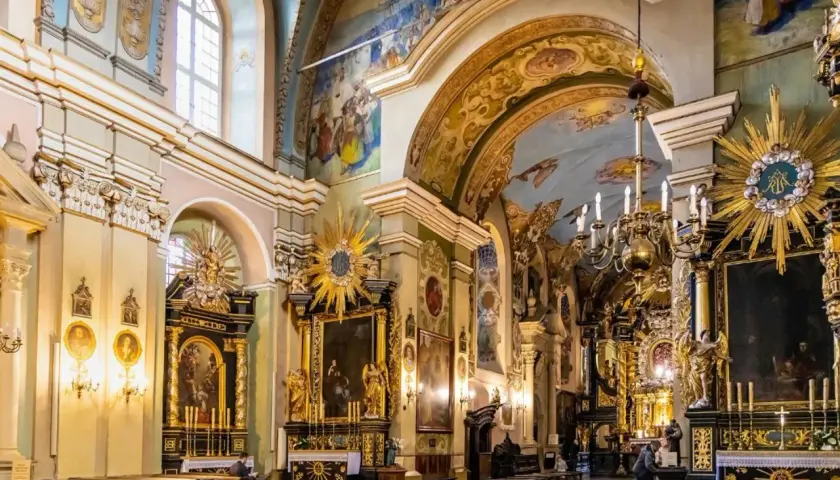 Kościół Wizytek w Warszawie: Perła baroku. Historia i architektura świątyni